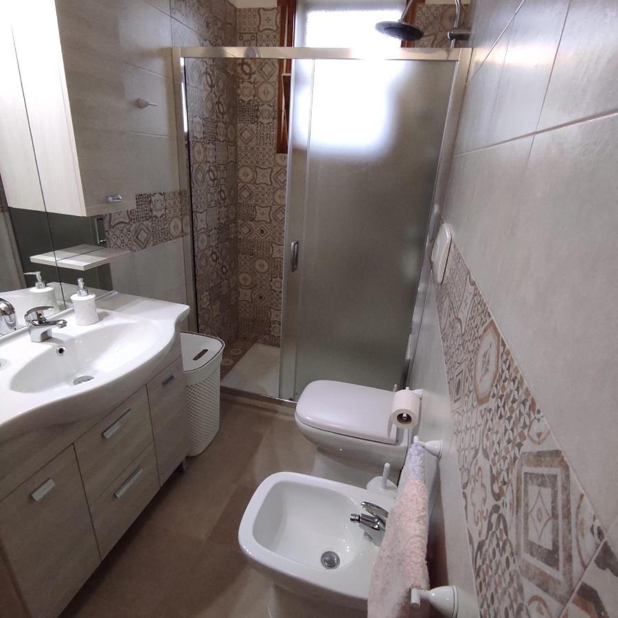 Casa Vacanze Sonia ตอร์เลลาปิลโล ภายนอก รูปภาพ