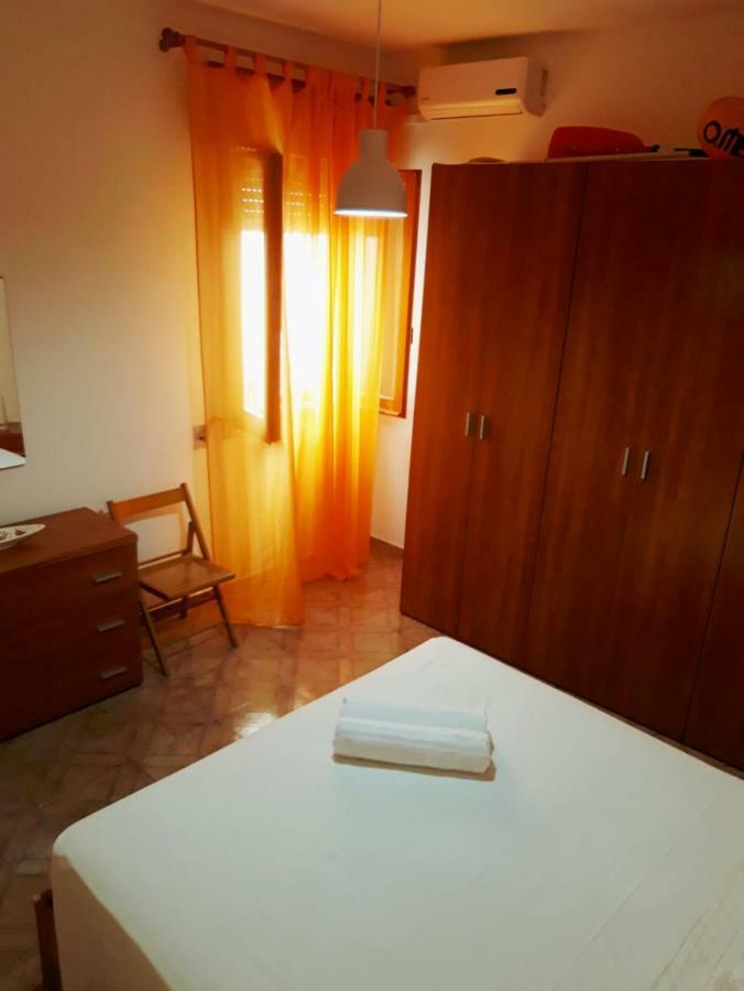 Casa Vacanze Sonia ตอร์เลลาปิลโล ภายนอก รูปภาพ