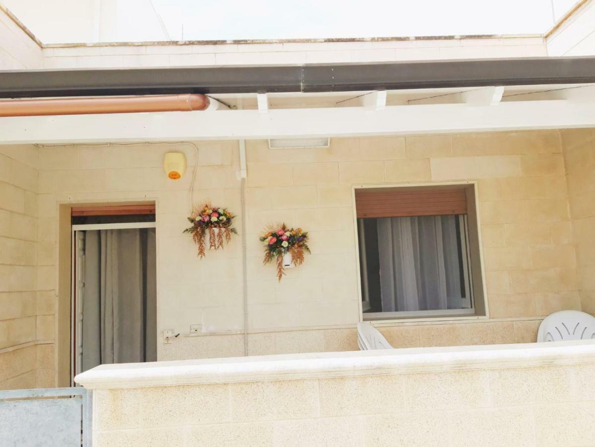Casa Vacanze Sonia ตอร์เลลาปิลโล ภายนอก รูปภาพ